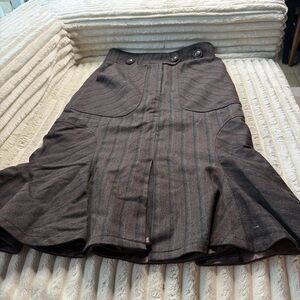 Elegant Brown Striped Skirt